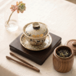 Celadon Gaiwan Tea Cup with Gilded Gongfu Tasting Vessel_ring04